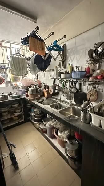 Kondominium untuk Dijual di Casa Prima Condominium - Ken Lai - Kitchen - PropertyGuru.com.my