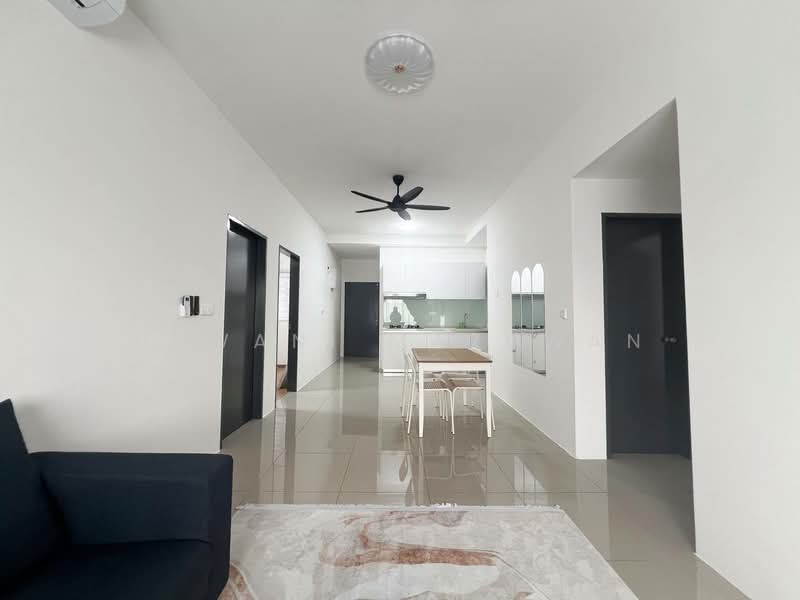 Kondominium untuk Disewa di Suasana Aman - Uswani Mazuwan - Living Room - PropertyGuru.com.my