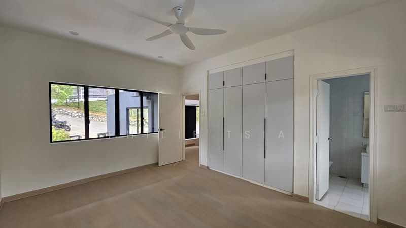 Bungalow for Rent in Bukit Tunku (Kenny Hills) (Kuala Lumpur) - Philip Tsia - Bedroom - PropertyGuru.com.my