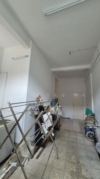 Shop / Office untuk Dijual di Taman Johor Jaya (Johor Bahru) - Siow Yan Er - Interior - PropertyGuru.com.my