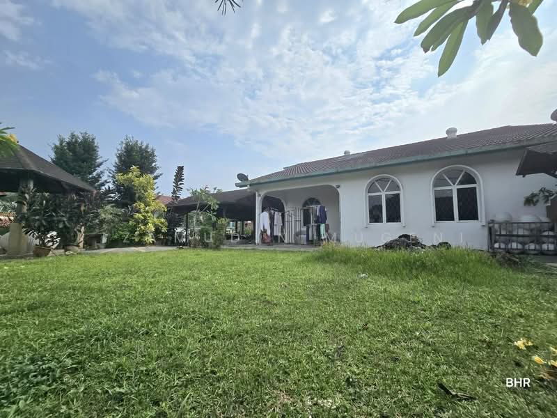 Rumah Banglo untuk Dijual di Bandar Baru Bangi (Selangor) - Rizamudin Mugeni - Exterior - PropertyGuru.com.my