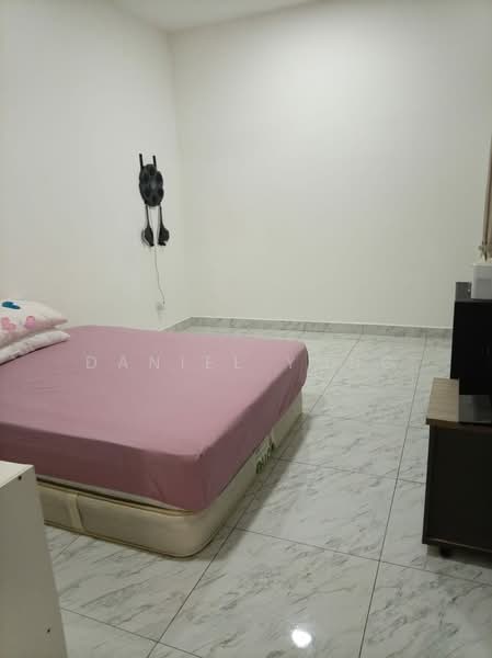 Cluster House for Sale in Taman Ekoflora (Johor Bahru) - Daniel Yong - Bedroom - PropertyGuru.com.my