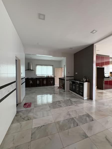 Rumah Teres untuk Disewa di Taman Layang Layang (Seremban) - Abby Tan - Kitchen - PropertyGuru.com.my
