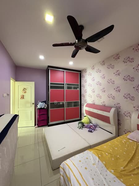 Rumah Teres untuk Disewa di Taman Layang Layang (Seremban) - Abby Tan - Bedroom - PropertyGuru.com.my