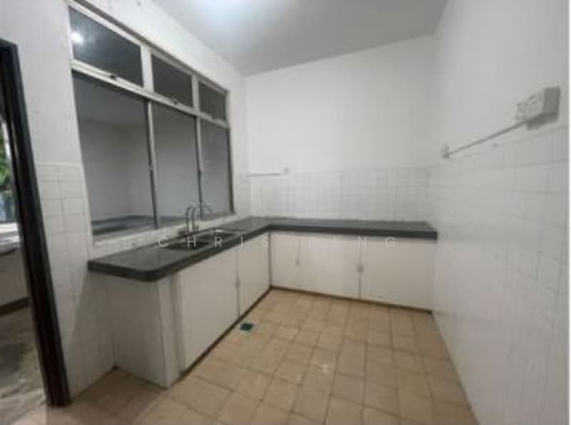 Semi-Detached House for Rent in Taman Khidmat (Kota Kinabalu) - Chris Feng - Kitchen - PropertyGuru.com.my