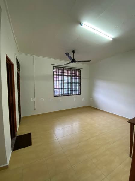 Rumah Teres untuk Dijual di Taman Bukit Dahlia (Pasir Gudang) - Mohd Faez - Interior - PropertyGuru.com.my