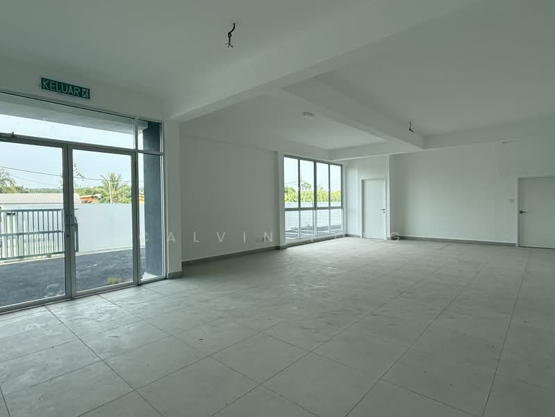Kilang Berkembar untuk Disewa di Taman Kempas (Sungai Petani) - Calvin Fong - Ground floor reception area - PropertyGuru.com.my