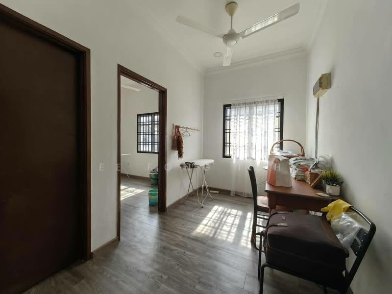 Rumah Teres 2-Tingkat untuk Dijual di Taman Setia Indah (Tebrau) - Ee Fong Toh - Interior - PropertyGuru.com.my