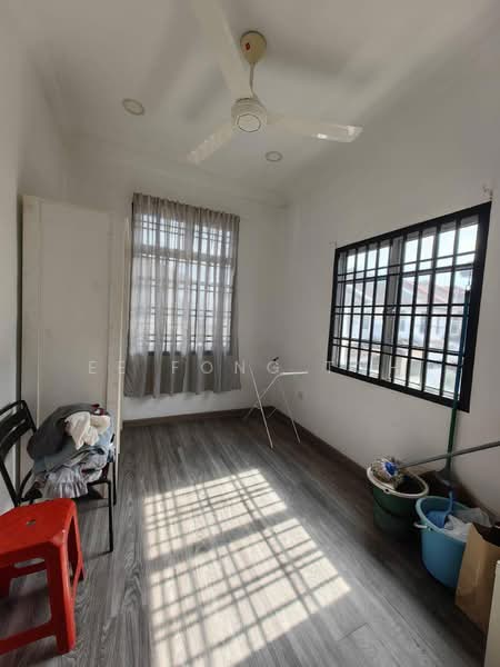 Rumah Teres 2-Tingkat untuk Dijual di Taman Setia Indah (Tebrau) - Ee Fong Toh - Bedroom - PropertyGuru.com.my