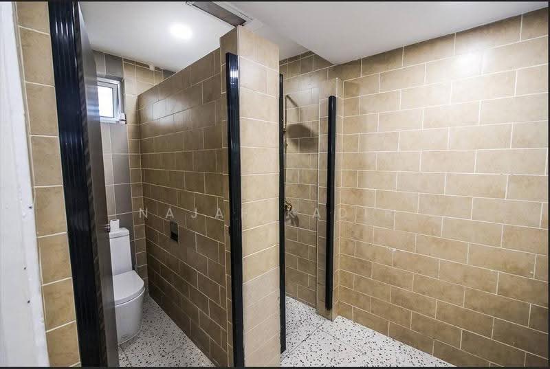 Shop / Office for Sale in Presint 8 (Putrajaya) - Najah Kadir - Bathroom - PropertyGuru.com.my
