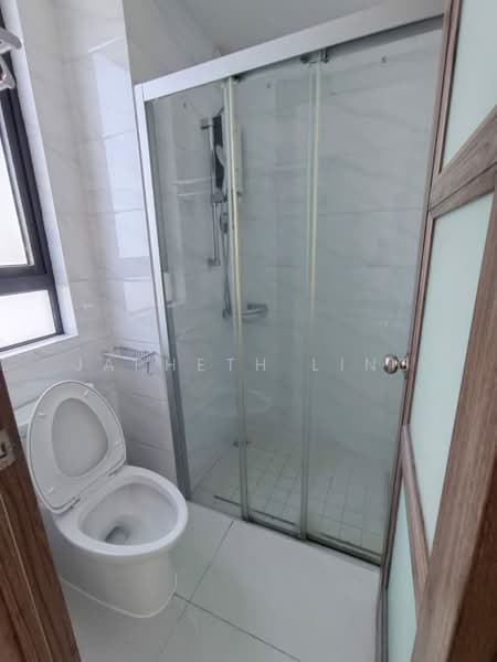 Condominium for Rent at Starview Bay @ Forest City - Japheth Ling - Bathroom - PropertyGuru.com.my
