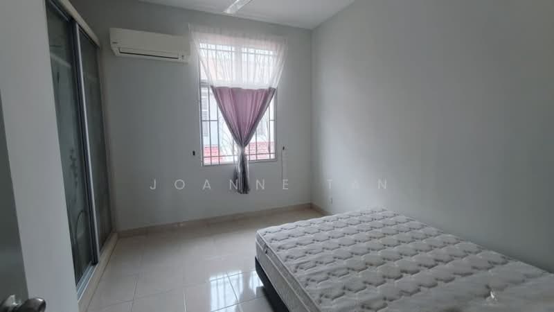 Rumah Teres 2-Tingkat untuk Dijual di Setia Indah (Setia Alam) - Joanne Tan - Bedroom - PropertyGuru.com.my