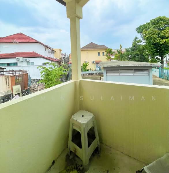Rumah Teres 2-Tingkat untuk Dijual di Usj 12 (Subang Jaya) - Yasmin Sulaiman - Balcony - PropertyGuru.com.my