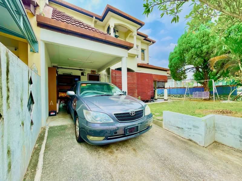 Rumah Teres 2-Tingkat untuk Dijual di Usj 12 (Subang Jaya) - Yasmin Sulaiman - Exterior - PropertyGuru.com.my