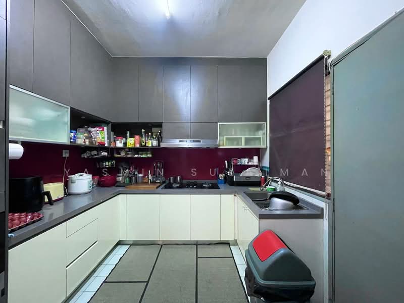 Rumah Teres 2-Tingkat untuk Dijual di Usj 12 (Subang Jaya) - Yasmin Sulaiman - PropertyGuru.com.my