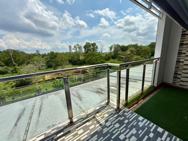 3-storey Terraced House for Sale in Bandar Seri Alam (Masai) - Daniel Yong - Balcony - PropertyGuru.com.my