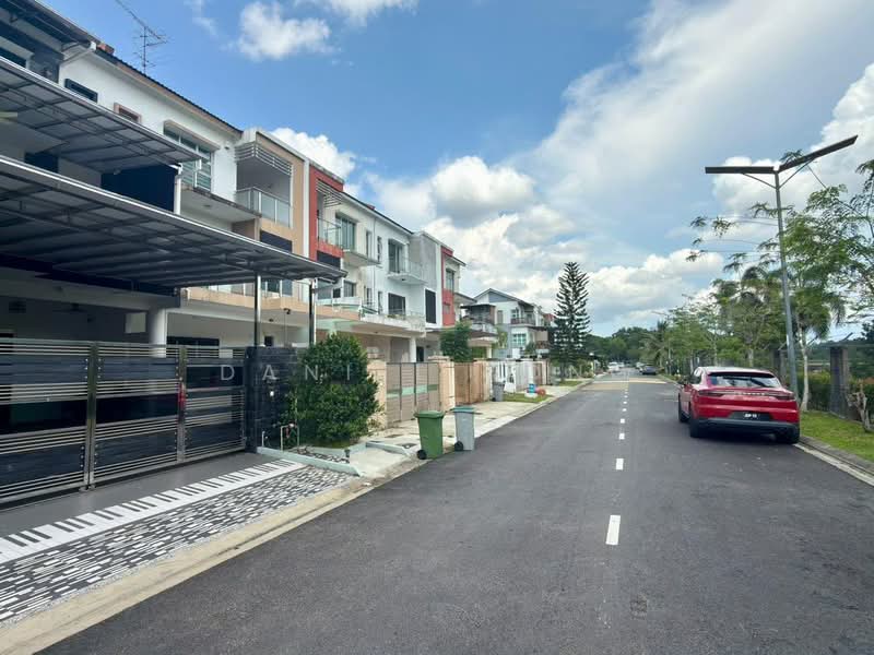 3-storey Terraced House for Sale in Bandar Seri Alam (Masai) - Daniel Yong - Exterior - PropertyGuru.com.my