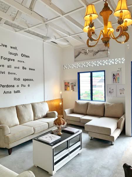 Shop / Office for Sale in Jalan Klang Lama (Old Klang Road) (Kuala Lumpur) - MEI JIUN CHEW - Living Room - PropertyGuru.com.my