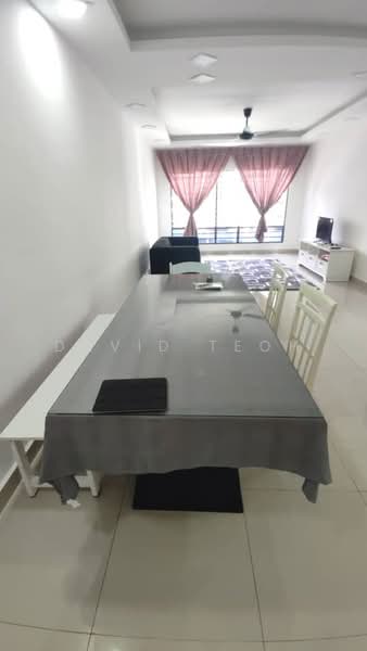 Pangsapuri untuk Disewa di Vista Sri Tanjung - David Teoh - Living Room - PropertyGuru.com.my