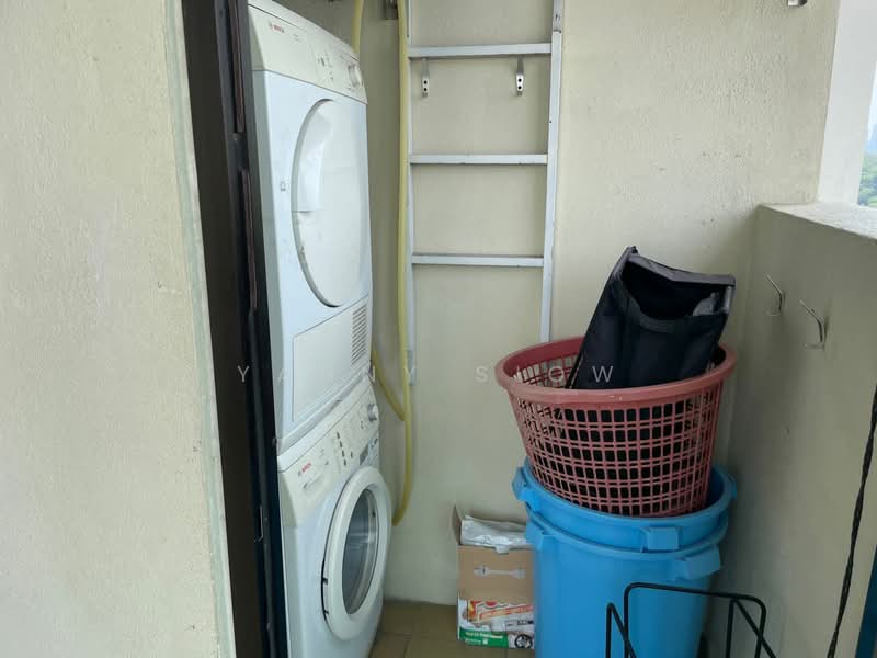 Kondominium untuk Dijual di Platinum Hill PV 8 - Yanny Siow - Balcony - PropertyGuru.com.my