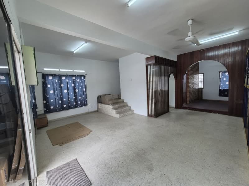 Rumah Teres 2 Tingkat untuk Dijual di Petaling Jaya (Selangor) - Ken Lai - Living Room - PropertyGuru.com.my