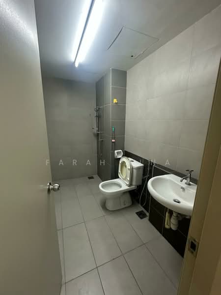 Condominium for Rent at Suria Residence - Farah Dina - Bathroom - PropertyGuru.com.my