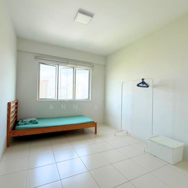 Pangsapuri untuk Disewa di Pangsapuri Suria 1 Batu Kawan - Ann Khor - Bedroom - PropertyGuru.com.my