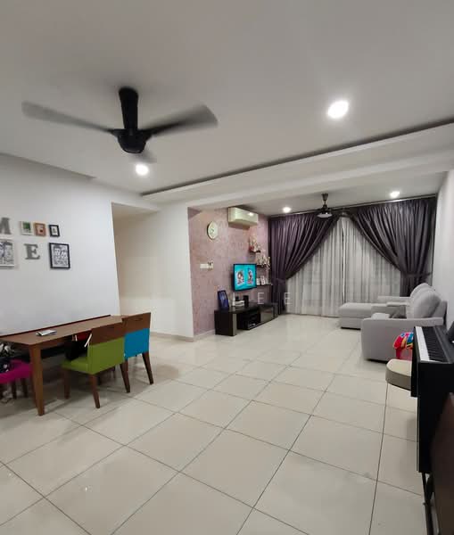 Kondominium untuk Disewa di Orange 3 (Oren 3) - SH Lee - Living Room - PropertyGuru.com.my