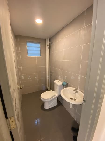 Pangsapuri untuk Disewa di Vista Sri Tanjung - David Teoh - Bathroom - PropertyGuru.com.my
