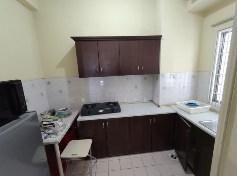 Kondominium untuk Disewa di Ridzuan Condominium - CK Chieng - Kitchen - PropertyGuru.com.my