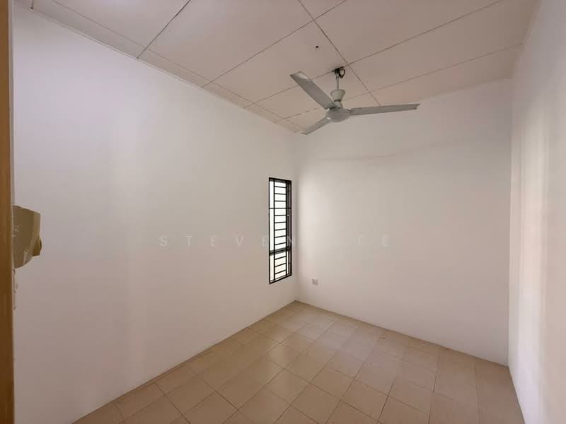 Rumah Bandar untuk Dijual di Bandar Country Homes (Rawang) - Steven Lee - Interior - PropertyGuru.com.my