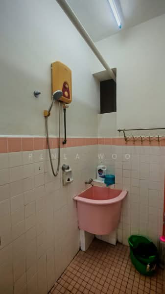 Condominium for Sale at Taman Lone Pine - Renea Woo - Bathroom - PropertyGuru.com.my
