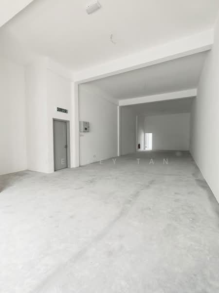 Kedai untuk Disewa di Taman Kota Laksamana (Melaka City) - Wesley Tan - Interior - PropertyGuru.com.my
