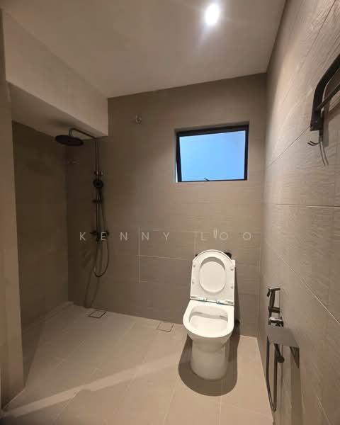 Kondominium untuk Disewa di Classic Condominium - Kenny Loo - Bathroom - PropertyGuru.com.my