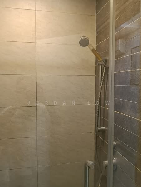 Condominium for Rent at Vivo Residential Suites - Jordan Low - Bathroom - PropertyGuru.com.my