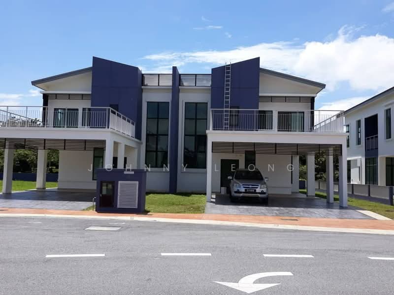 Semi-Detached House for Sale in Cyberjaya (Selangor) - Johnny Leong - Exterior - PropertyGuru.com.my