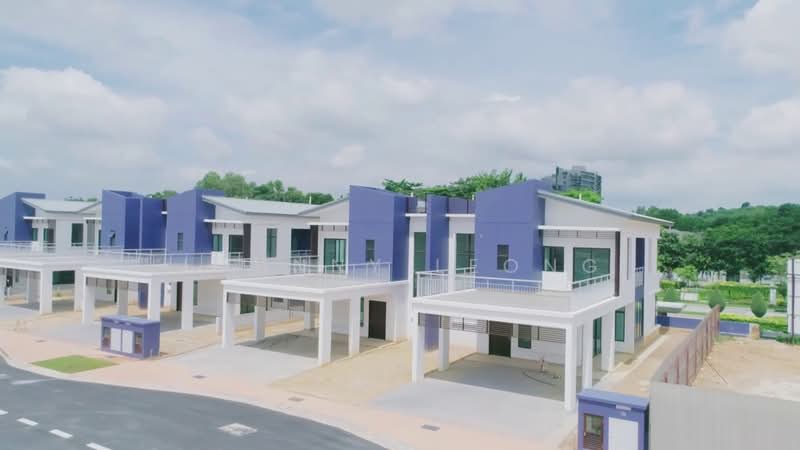 Semi-Detached House for Sale in Cyberjaya (Selangor) - Johnny Leong - Exterior - PropertyGuru.com.my