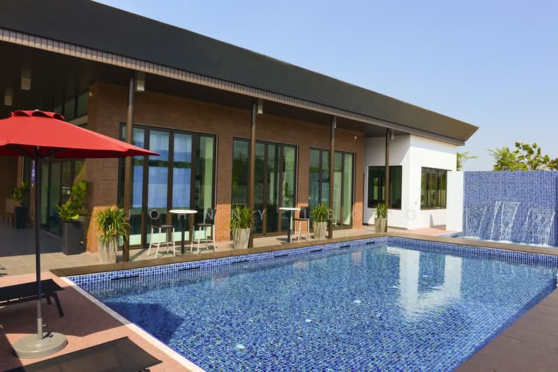 Semi-Detached House for Sale in Cyberjaya (Selangor) - Johnny Leong - Exterior - PropertyGuru.com.my