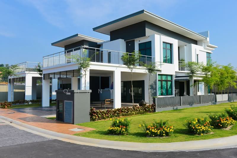 Semi-Detached House for Sale in Cyberjaya (Selangor) - Johnny Leong - Exterior - PropertyGuru.com.my
