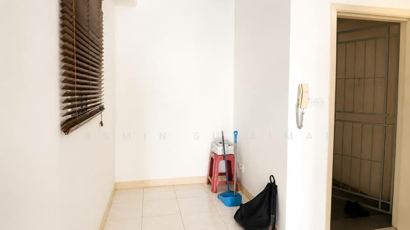 Condominium for Sale at Seri Maya Condominium - Yasmin Sulaiman - Entrance - PropertyGuru.com.my