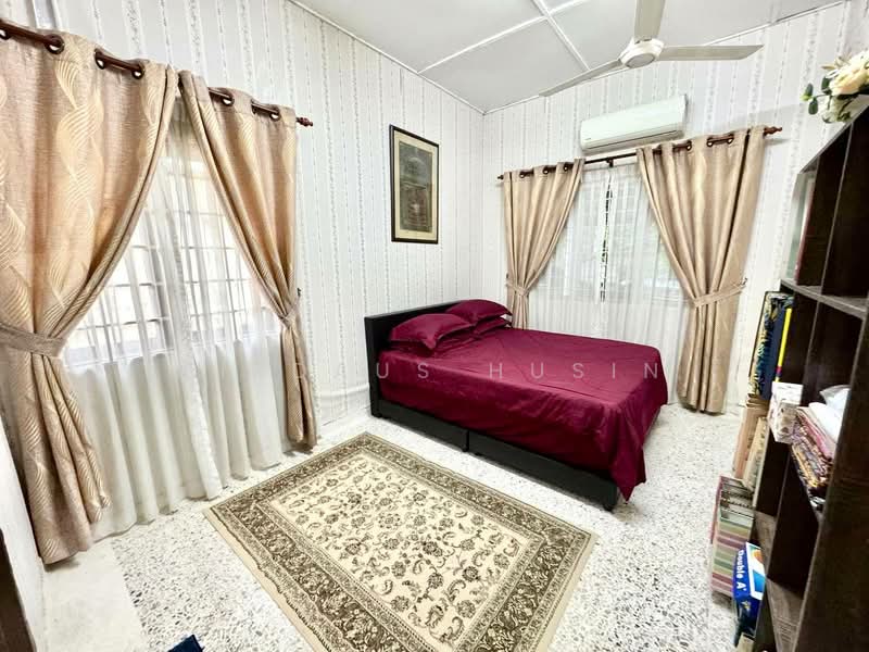 Rumah Teres 1 Tingkat untuk Dijual di Taman Bukit Mewah (Kajang) - Firdaus Husin - Bedroom - PropertyGuru.com.my