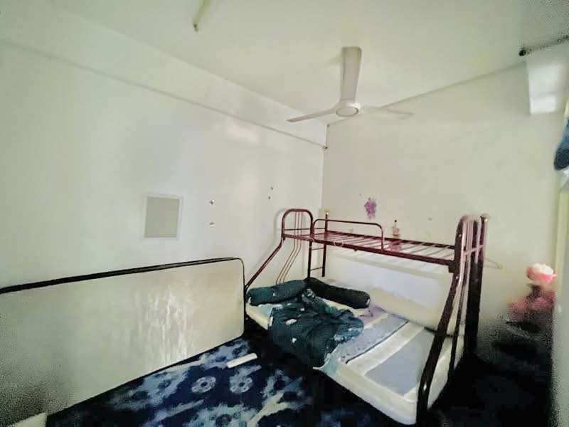 Pangsapuri untuk Dijual di Desa Ara - KV LOO - Bedroom - PropertyGuru.com.my