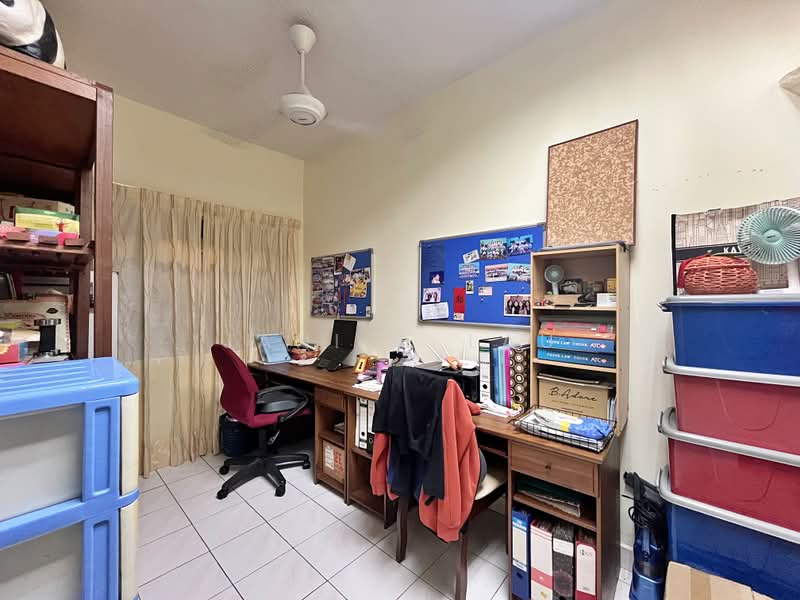 2-storey Terraced House for Sale in Taman Bukit Cheras (Cheras) - Janice Lau - Study - PropertyGuru.com.my