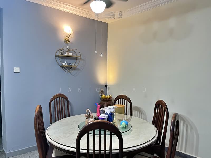 2-storey Terraced House for Sale in Taman Bukit Cheras (Cheras) - Janice Lau - Dining Room - PropertyGuru.com.my