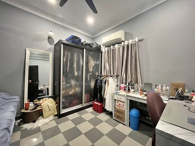 2-storey Terraced House for Sale in Taman Bukit Cheras (Cheras) - Janice Lau - Bedroom - PropertyGuru.com.my