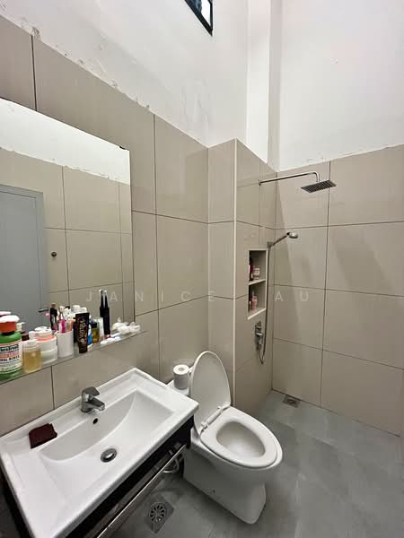 2-storey Terraced House for Sale in Taman Bukit Cheras (Cheras) - Janice Lau - Bathroom - PropertyGuru.com.my