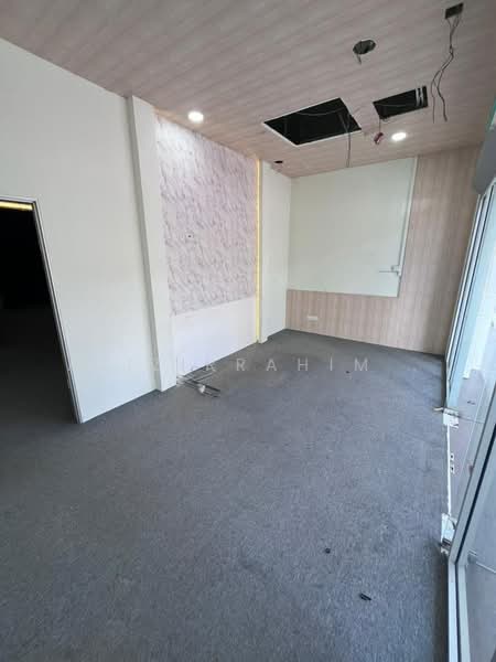 Shop / Office for Sale in Bangi (Selangor) - Azizirrahim . - Interior - PropertyGuru.com.my