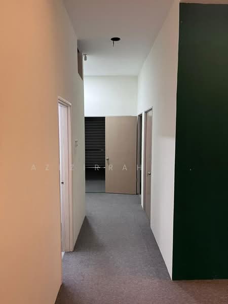 Shop / Office for Sale in Bangi (Selangor) - Azizirrahim . - Corridor - PropertyGuru.com.my