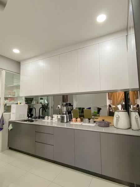 Kondominium untuk Dijual di Setia Sky Ville - Lilly . - Kitchen - PropertyGuru.com.my