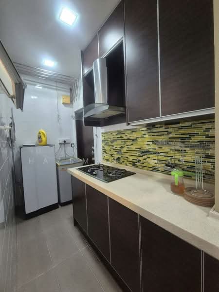 Rumah Teres 2-Tingkat untuk Dijual di Bandar Nusaputra (Puchong) - Hazeman Omar - Kitchen - PropertyGuru.com.my